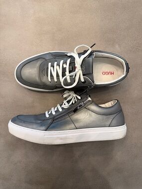 😎 HUGO Men’s Black Leather Low-Top Sneakers with White Laces